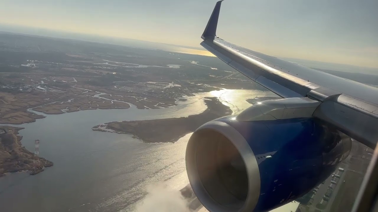 United Airlines 757-200 Landing at Newark EWR