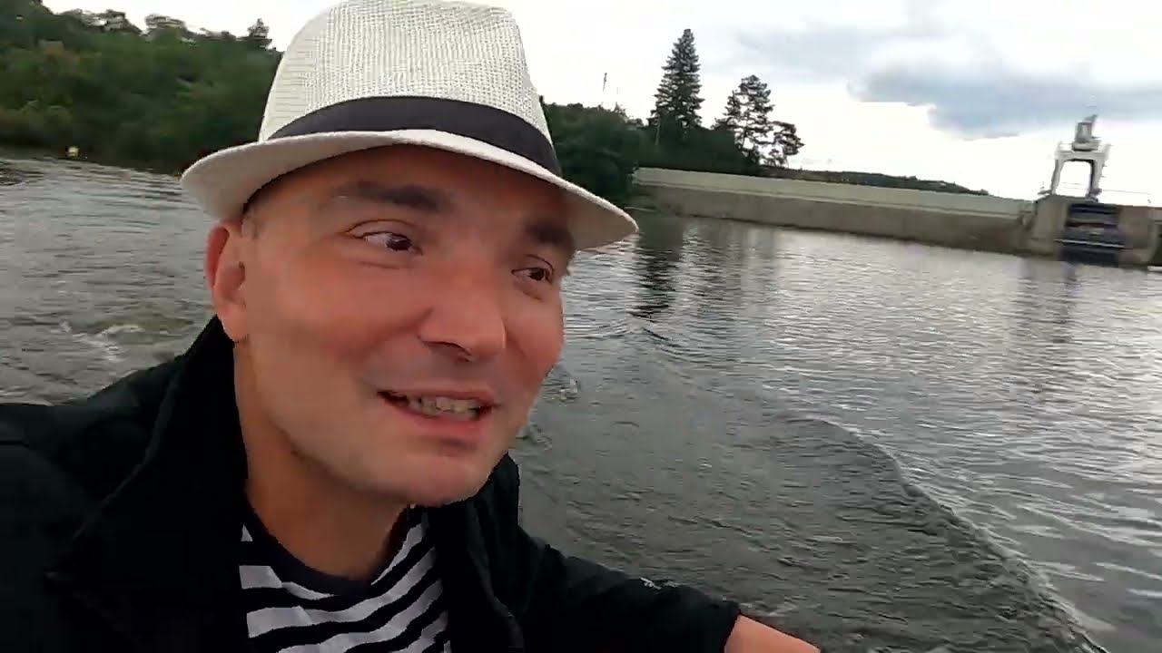 Rodinný výlet - Brněnská přehrada na člunu