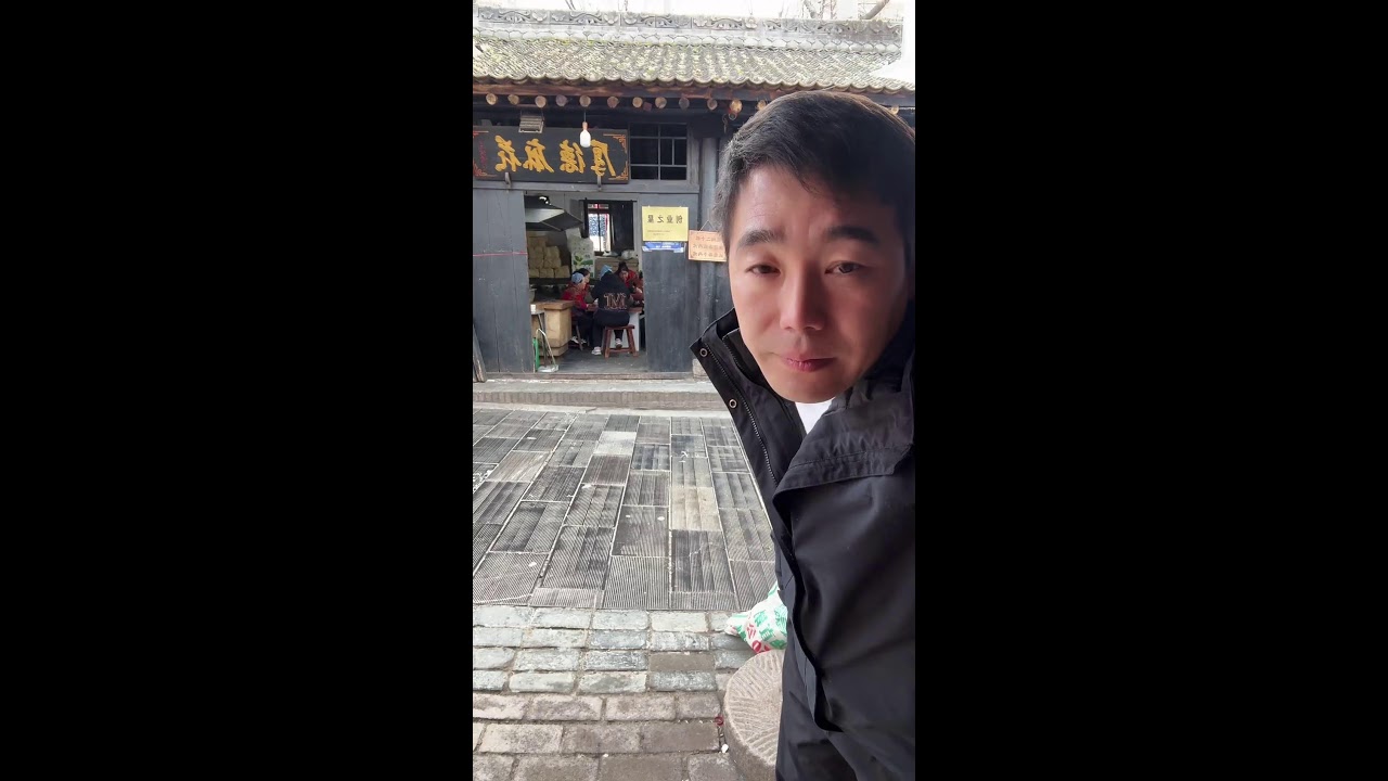 Magical Chinese street food 神奇的中国街头美食  不思議な中国の街グルメ