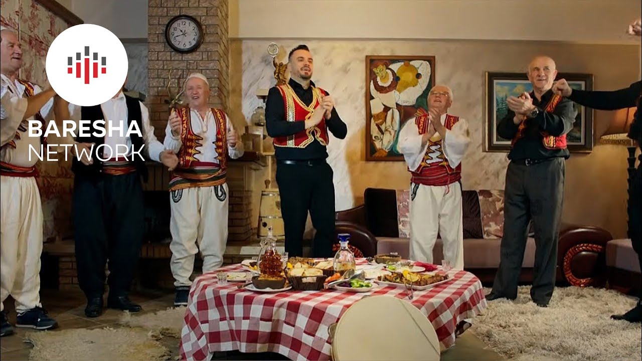 Vani Gjuzi - Jalla U Rrënofsh Oj Mëhalle Re (Official Video)