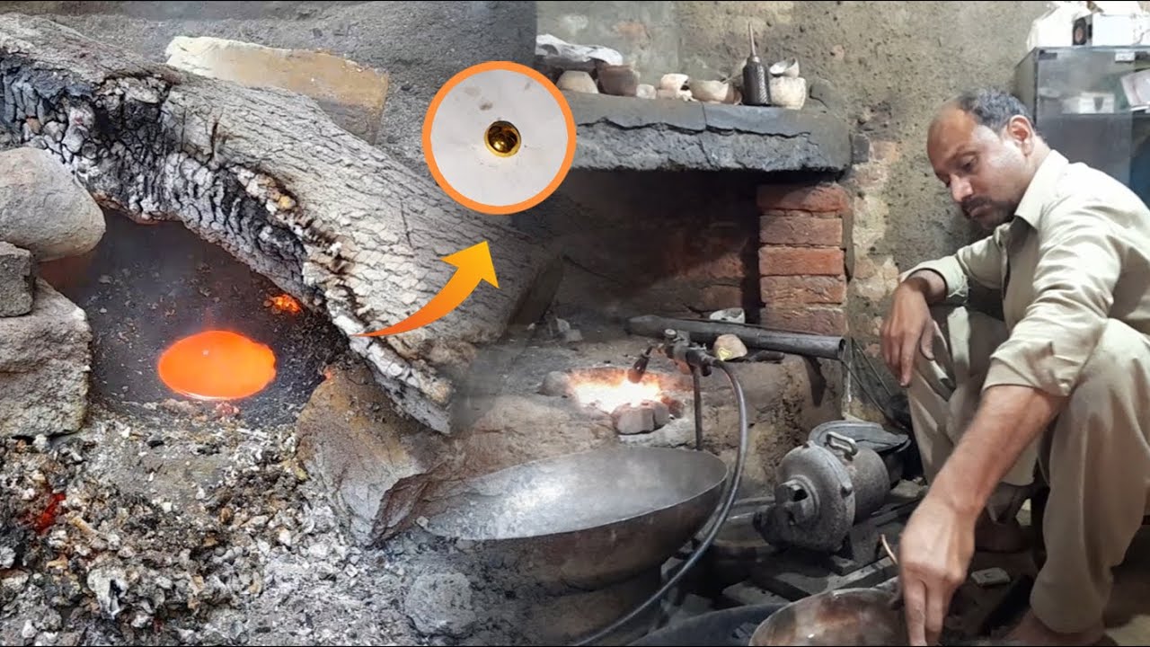 Talented Guys Extract 24k Gold from Discarded Carpets of Goldsmiths