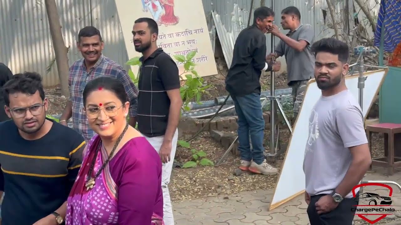 Kaha aur Kaise Banti hai Bollywood ki Film | Mumbai me Windsor EV se | Day 1 #ev #car #travelvlog