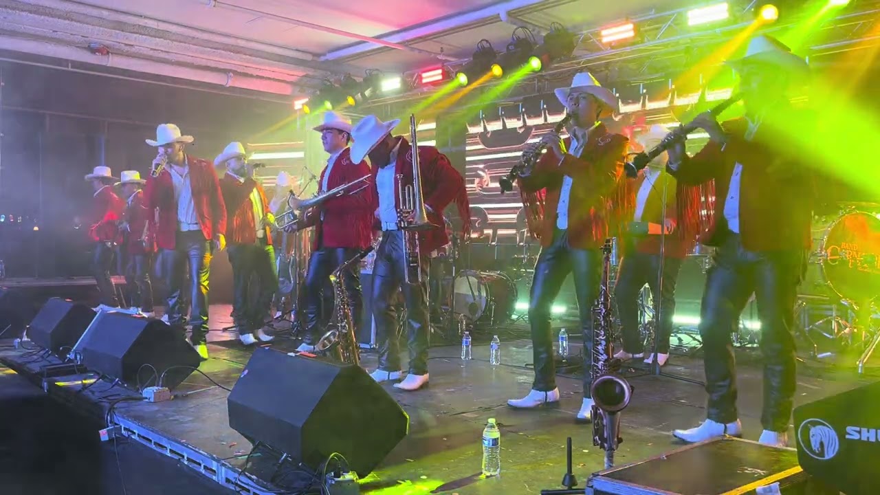 El payaso en vivo @CuartoDeMillaOficial 