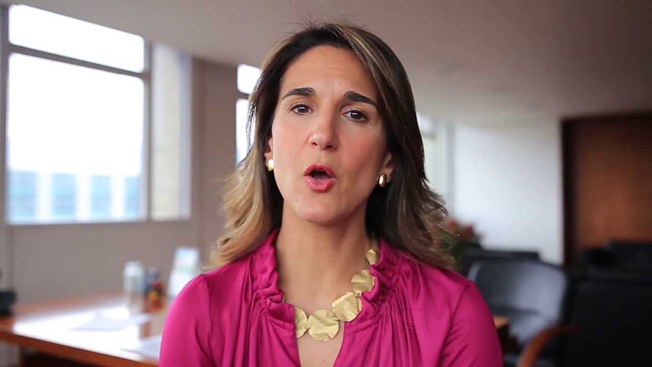 La Ministra de Educaci&oacute;n Yaneth Giha, tiene un importante mensaje para los Pilos.