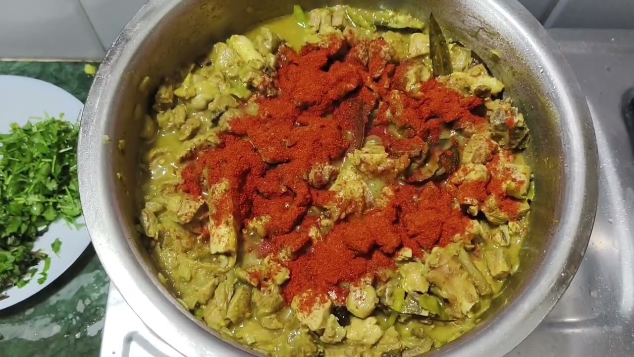 కుక్కర్ తో పనిలేకుండా సింపుల్ గా# Mutton curry #ఇలా చేయండి  😋 mutton curry without pressure cooker