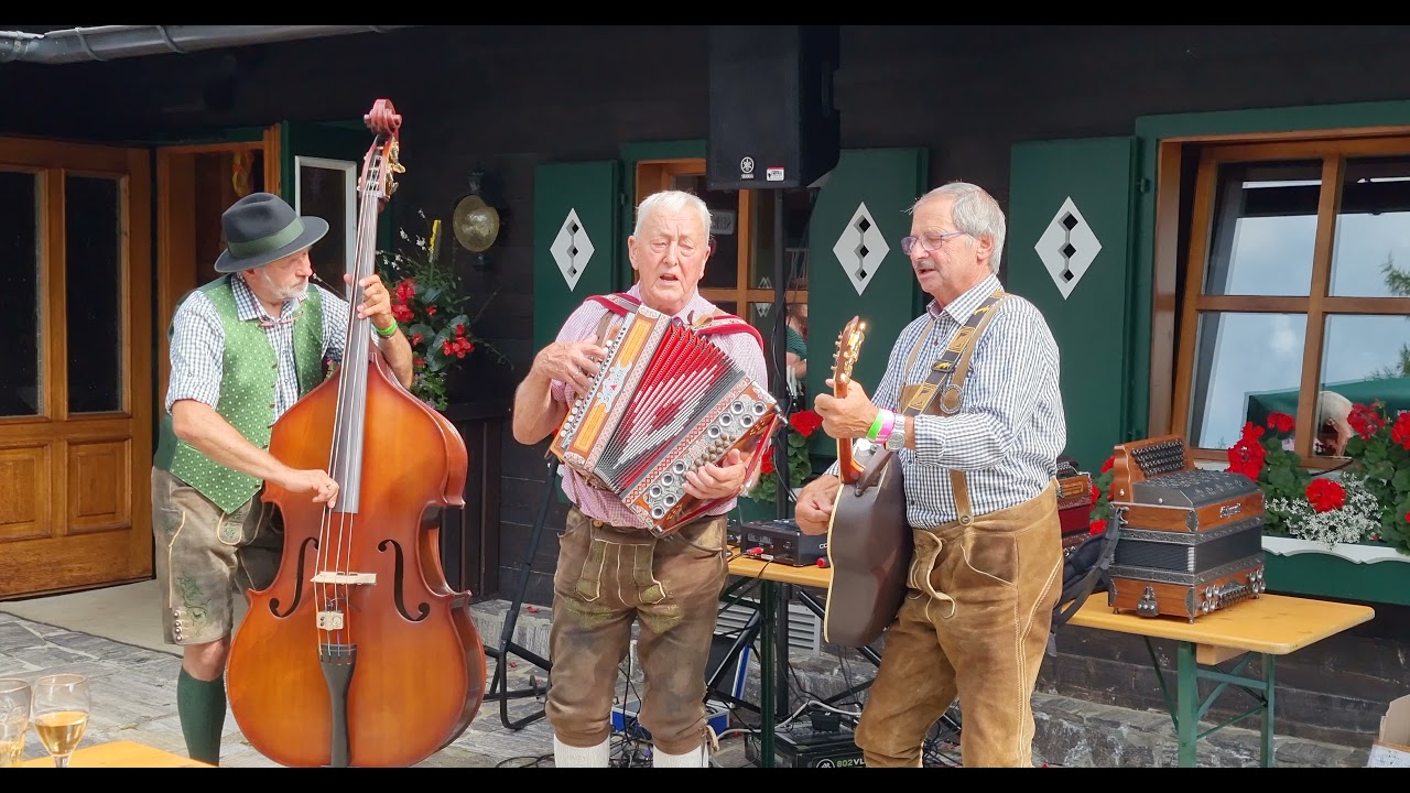 Absetzer Buam ... Lederhosen