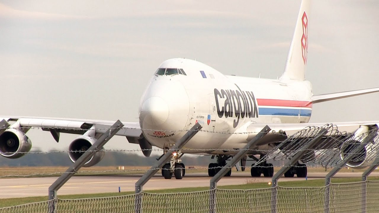 Boeing 747-400 F Cargolux Take Off at Hannover Airport
