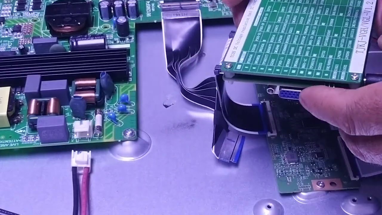 TV MTEC 4K com Tela Branca | Removendo proteção da T-CON e baixando tensão do VGH via gravador