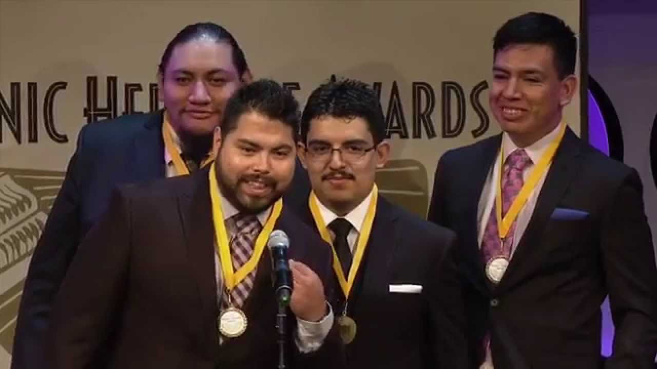 Премия Hispanic Heritage Awards 2014 года — Образование — 2004 год, команда робототехники Карла Х...