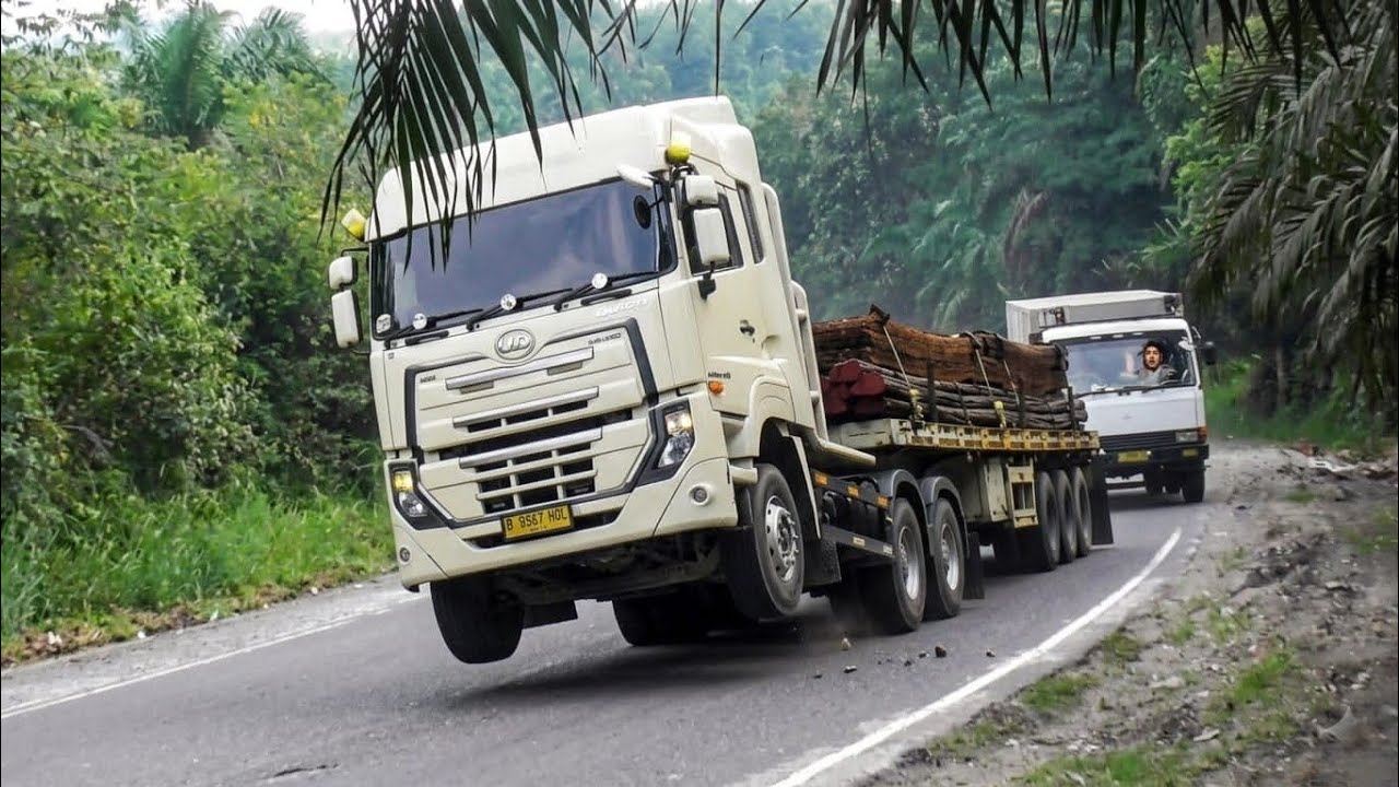 Trip JBM , muatan Besi , Jakarta -TapSel _ 2 truk jbm konfoi , Nanjak Ngular 🔥 _ konfoi truk trailer