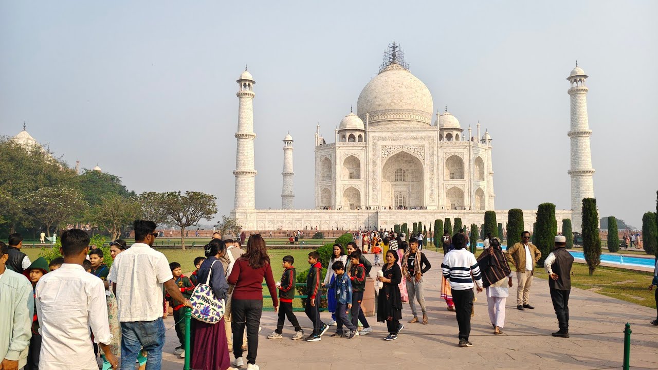The Taj Mahal: Witness the World's Ultimate Love Letter, Secrets and forbidden romance #news #viral