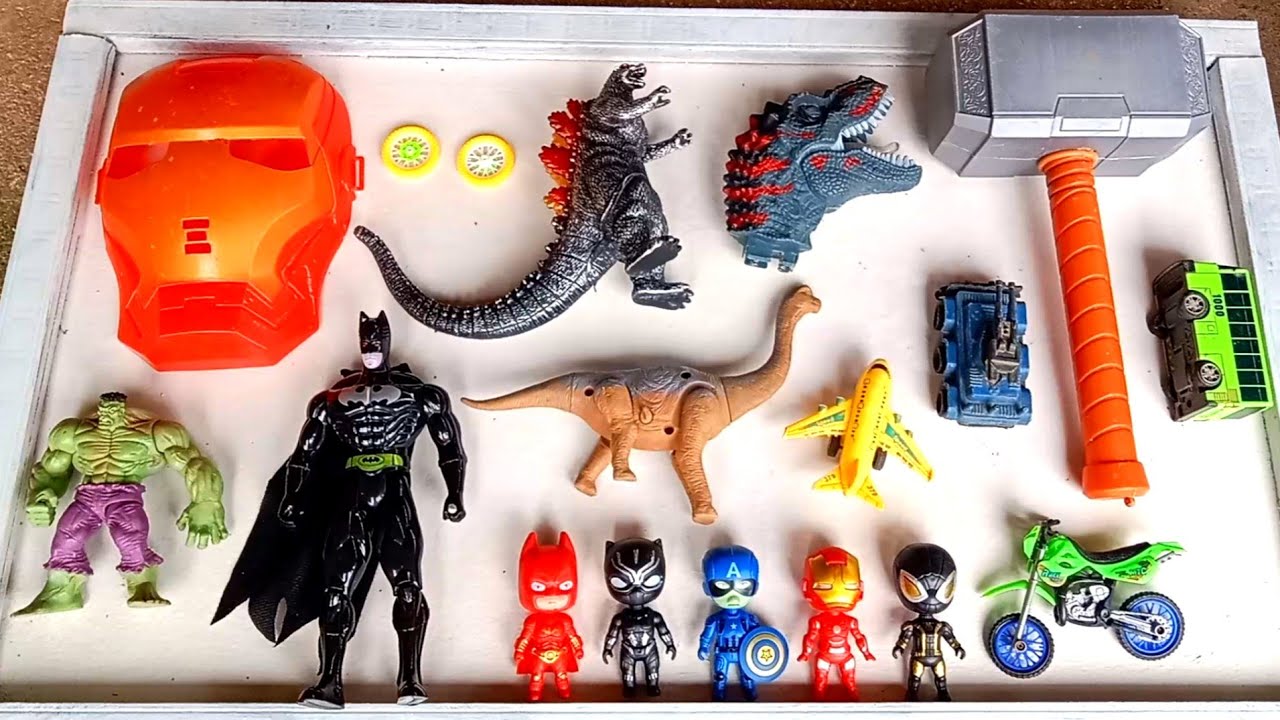 SUPERHERO Spiderman, Batman, Hulk, Black Panther, pesawat, Thor, tengbaja,gozilla, tirex, bus tayo, 