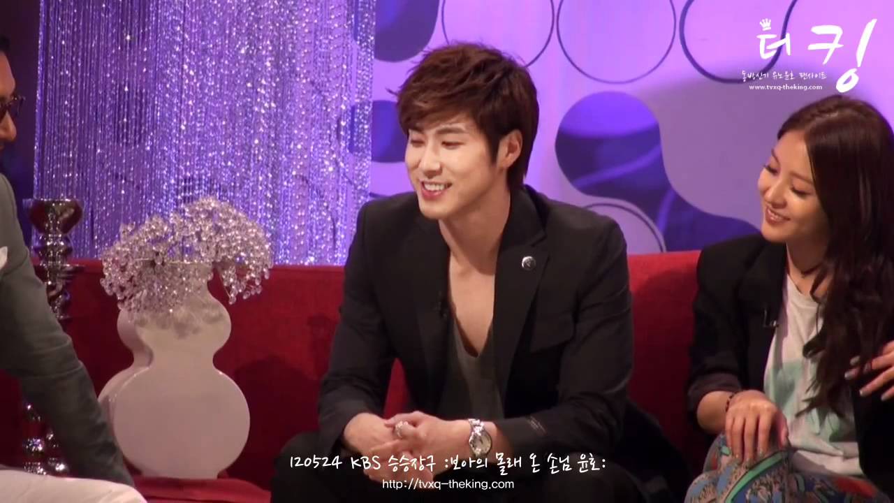 [Fancam][120524] BoA vs Yunho at Win Win recording studio