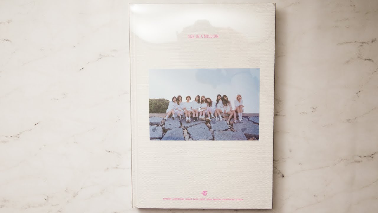Unboxing | TWICE 1st Photobook - ONE in a Million