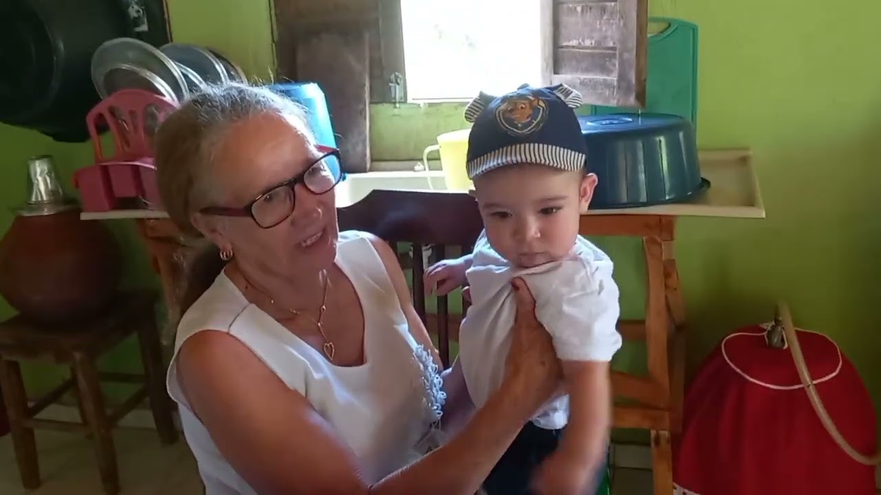 ELES ESTAVAM COM SAUDADES DA GENTE, E AGENTE ESTÁVAMOS COM SAUDADES DELES, DOMINGO ABENÇOADO..