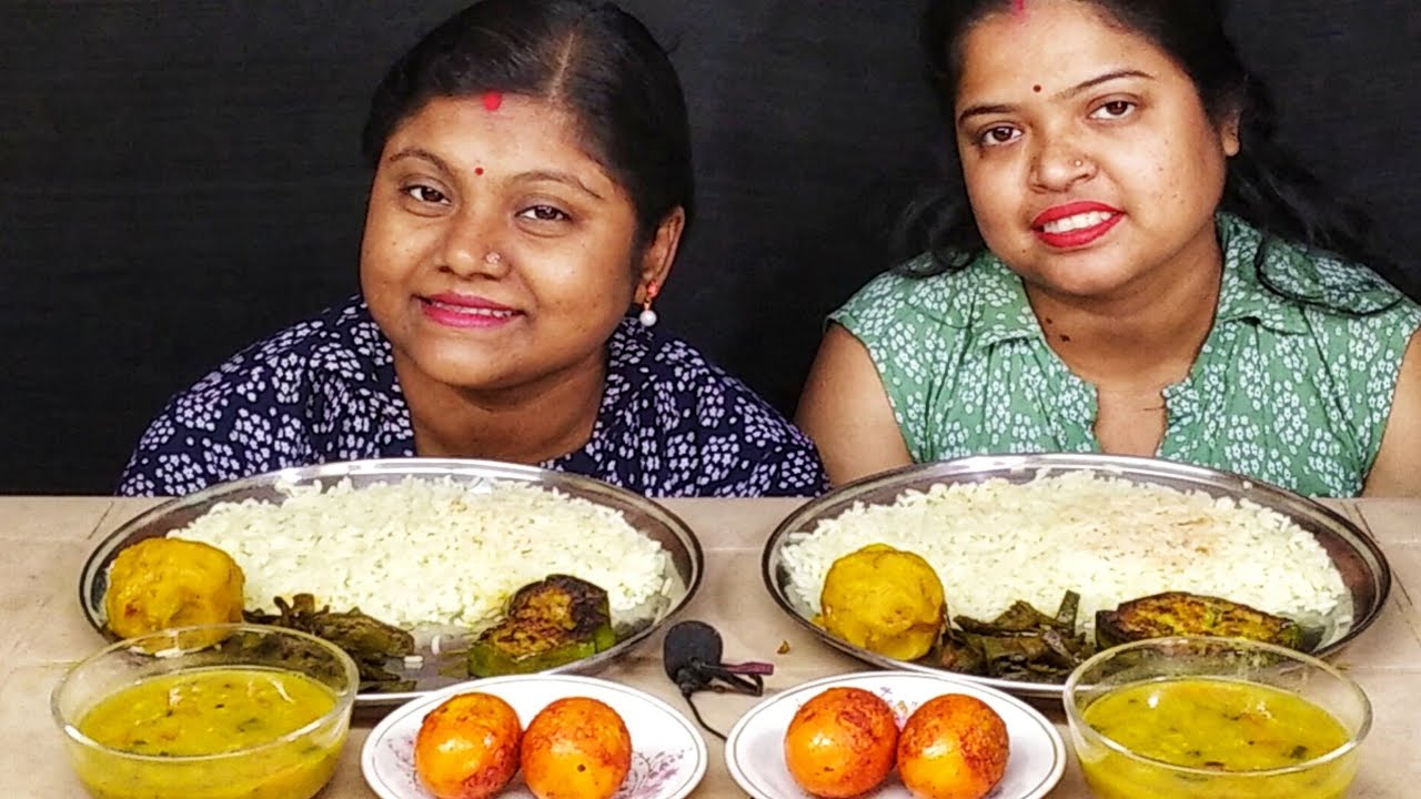 DAL CHAWAL BOIL EGG FRY ALOO VARTA EATING CHALLENGE // BENGALI FOOD CHALLENGE // food family & more