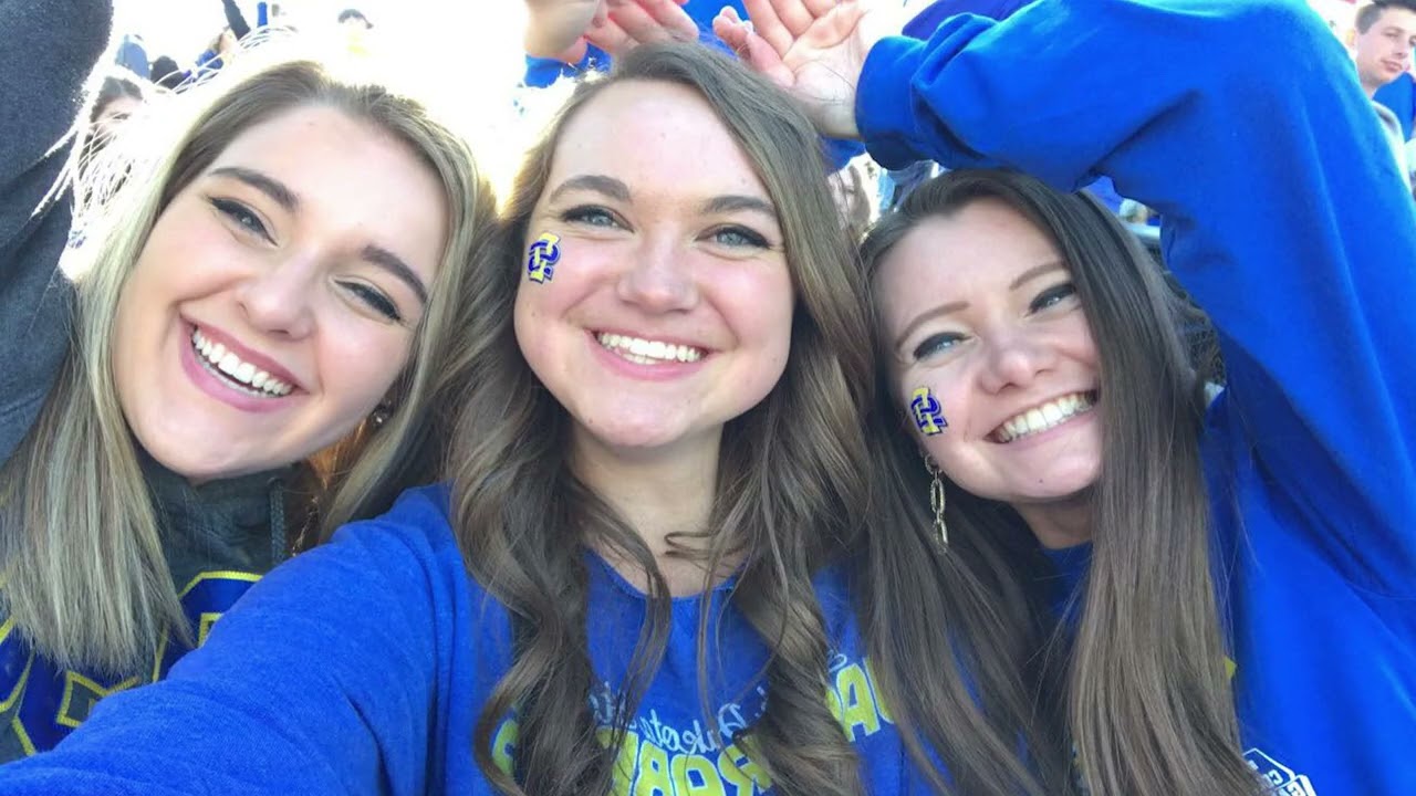 Meet Our Jacks | Julie Fischer | Human Biology/Pre-Physical Therapy Student