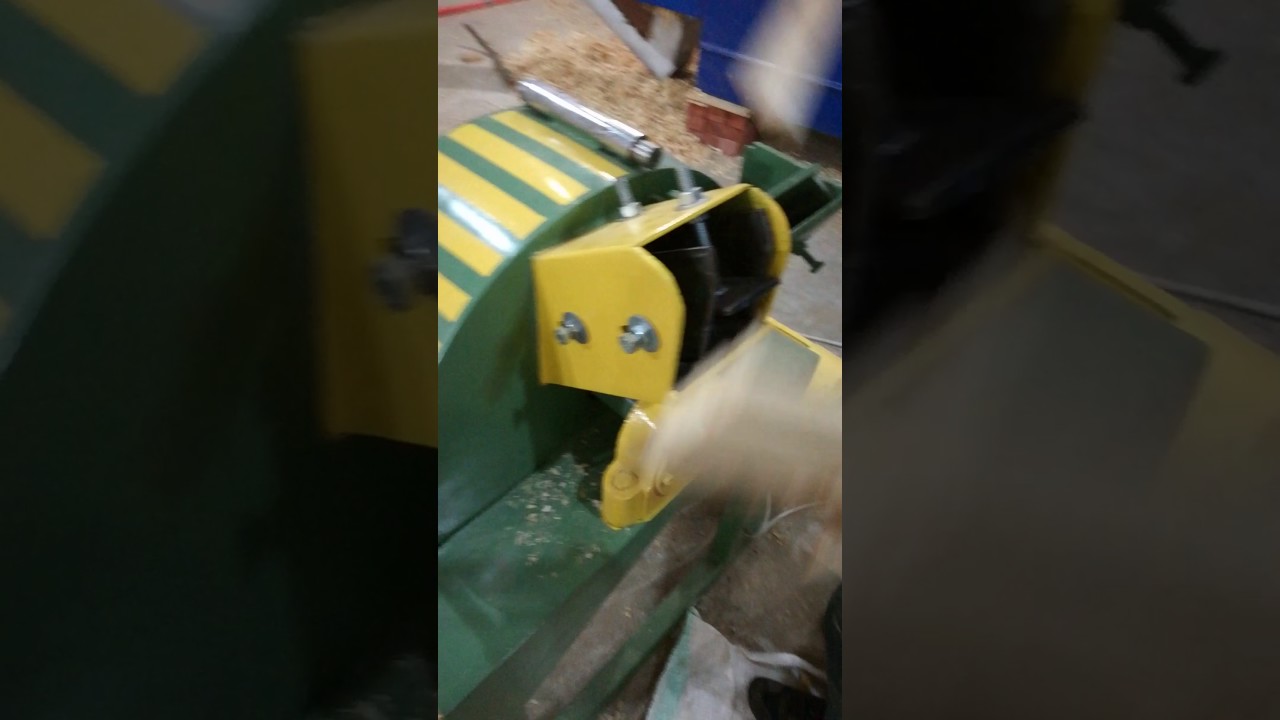 ماكينات نشاره