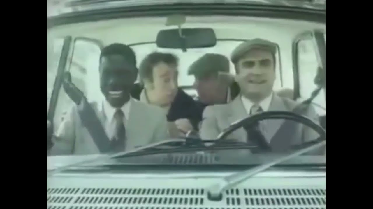 Les Ringards: extrait du film de 1978 avec Julien Guiomar,Aldo Maccione, Ibrahim Seck,Charles Gérard
