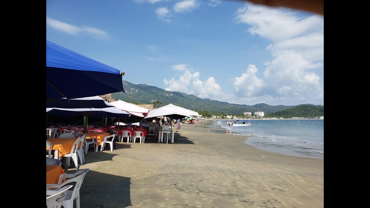 playa la boquita en manzanillo colima
