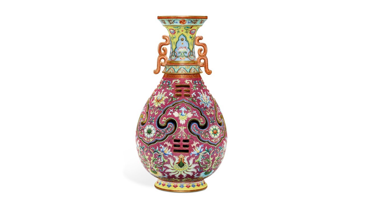 Qianlong Yangcai Reticulated Vase: The Story of an Emperor's Approval and Tang Ying's Redemption
