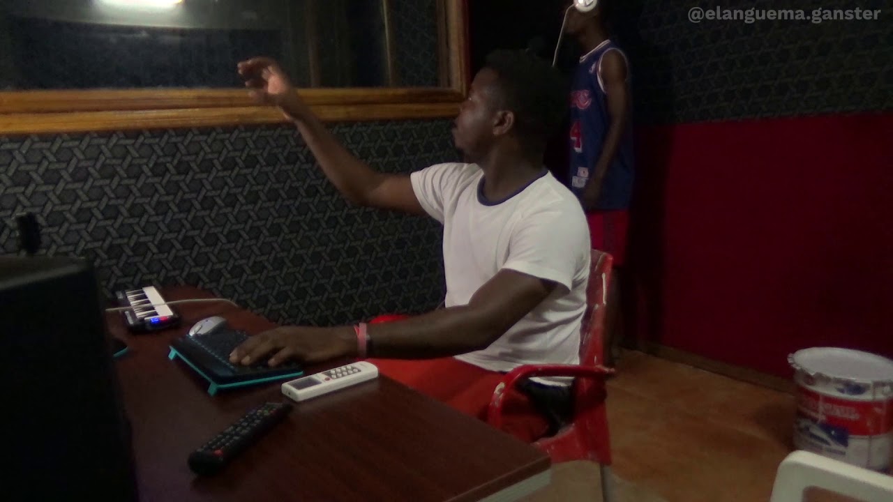 DJ Patex y Ebom Ni**a en el estudio, VERSATIL, #ElaNguemaGanster4Ever