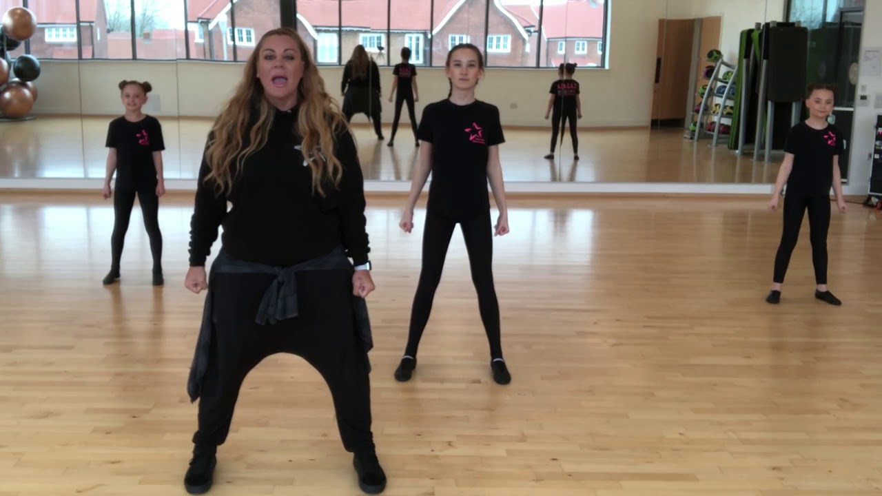 EASY DANCE TUTORIAL