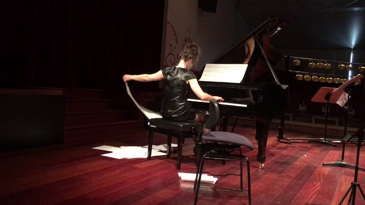 Barbara Drazkov  au musée des instruments de musique 10 mai 2016