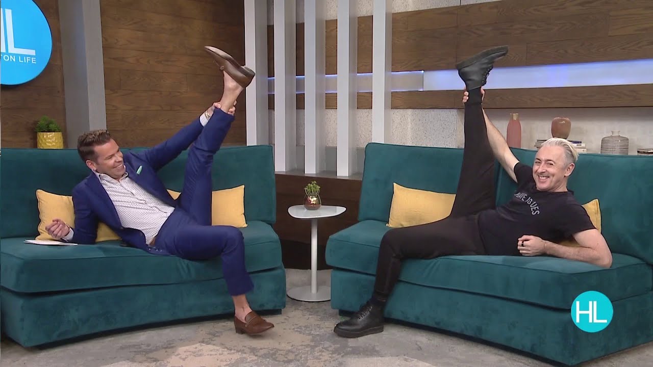 'The Traitors' star Alan Cumming stops by Houston Life ahead of his Houston shows