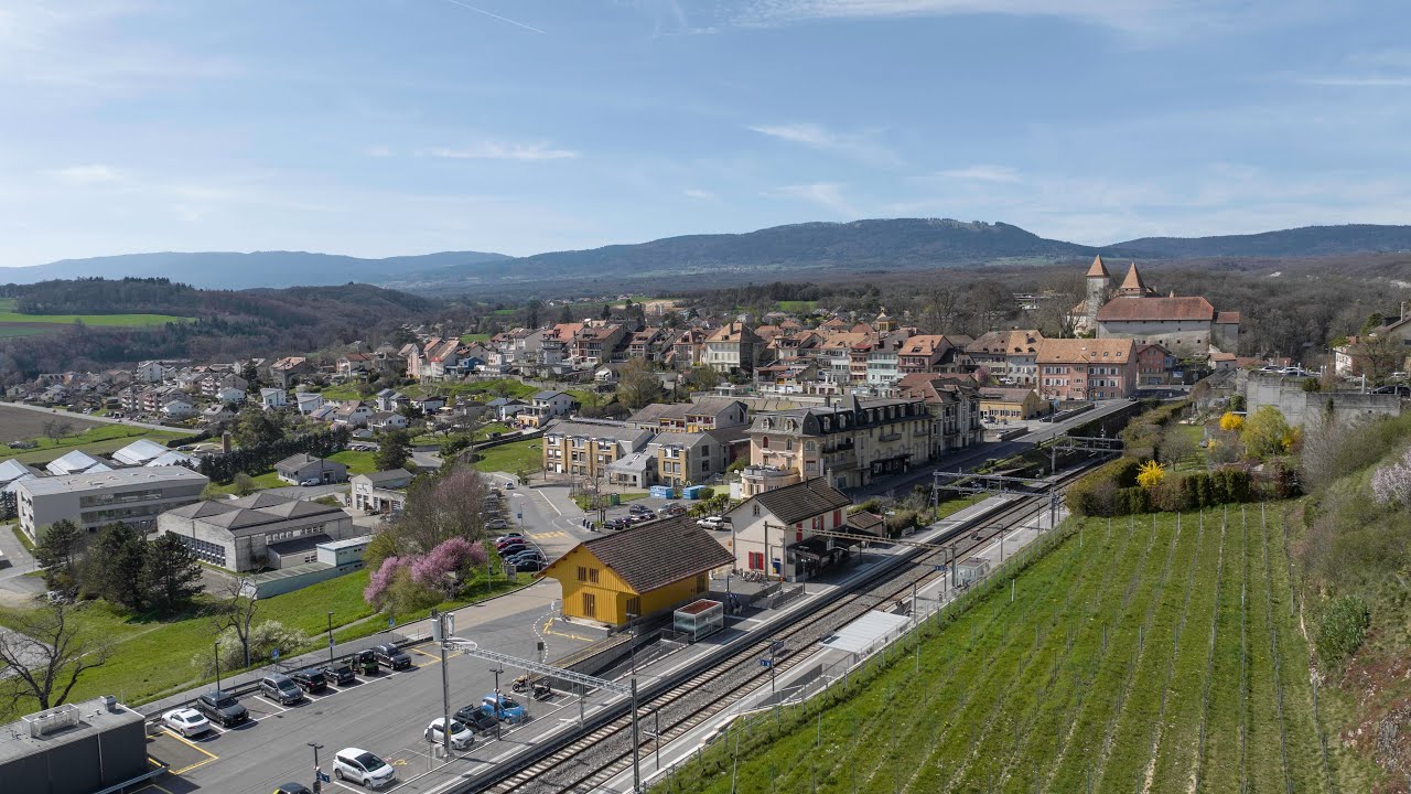 SWISS-FLY BORIS BRON - CFF - Gare de La Sarraz - 22.03.2024 - Rotation 360° Droite