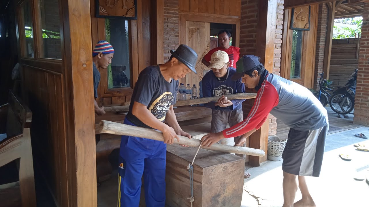 BANGKU BALOK KAYU JATI UTUH SUPER MEWAH