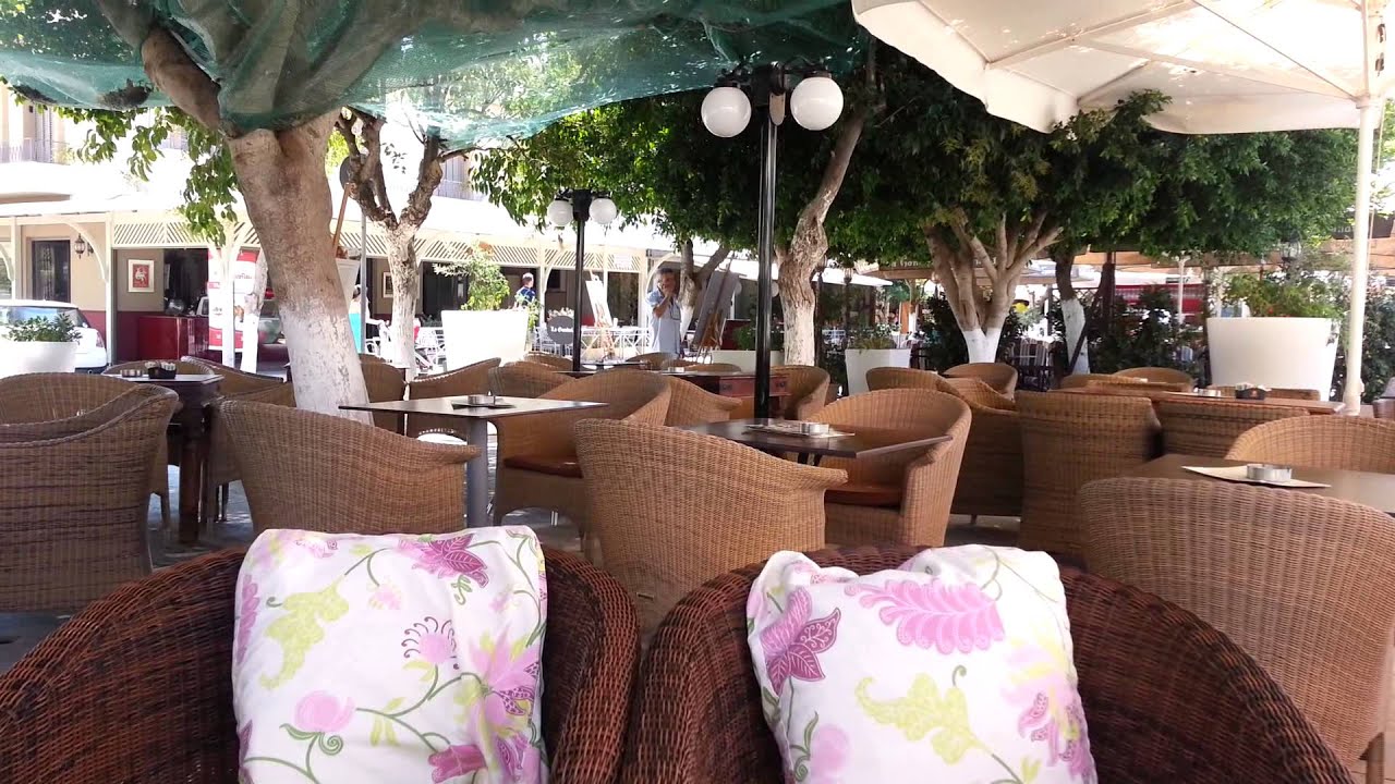 Argostoli market square
