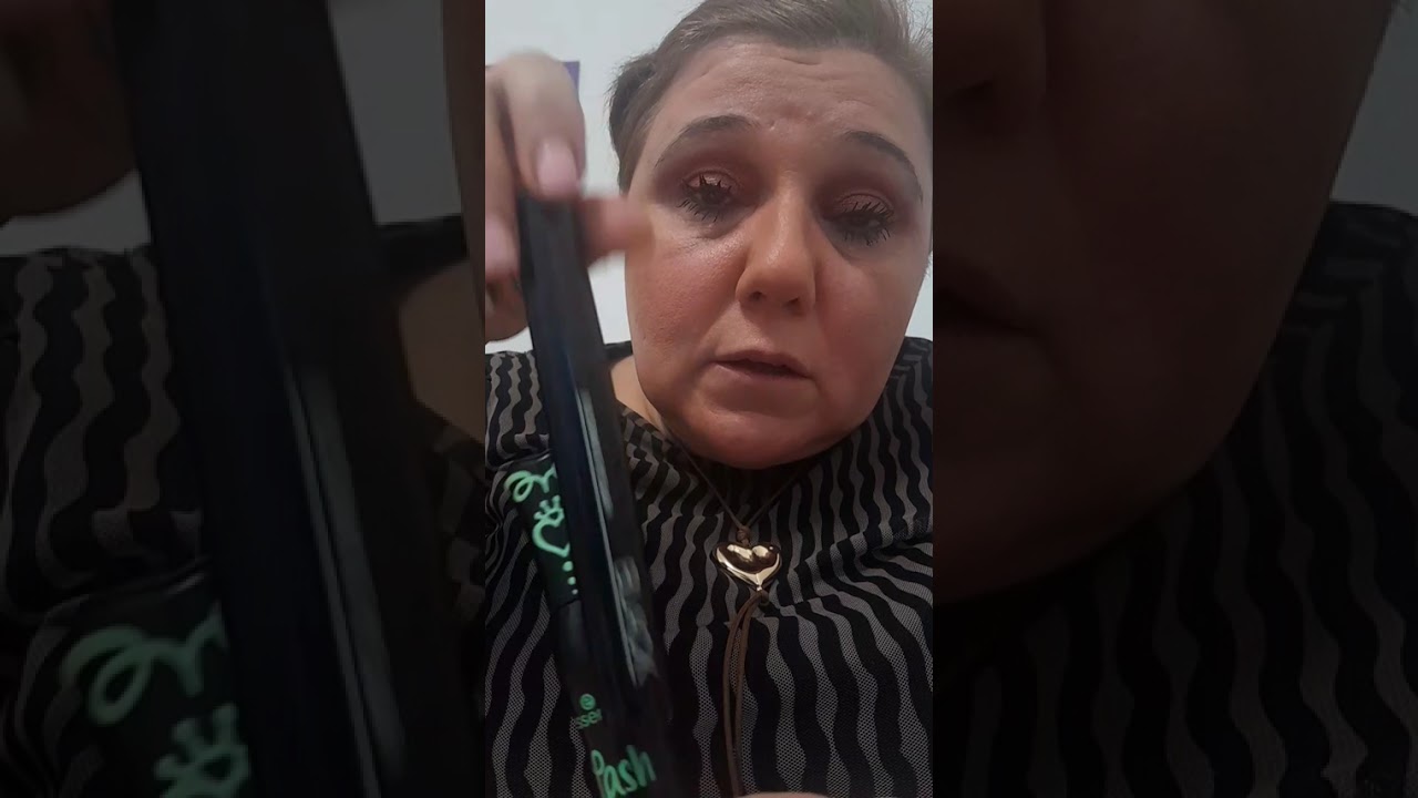 2 видео,  мой  простой денёчек, уход, макияж  и т.д., и т.п..