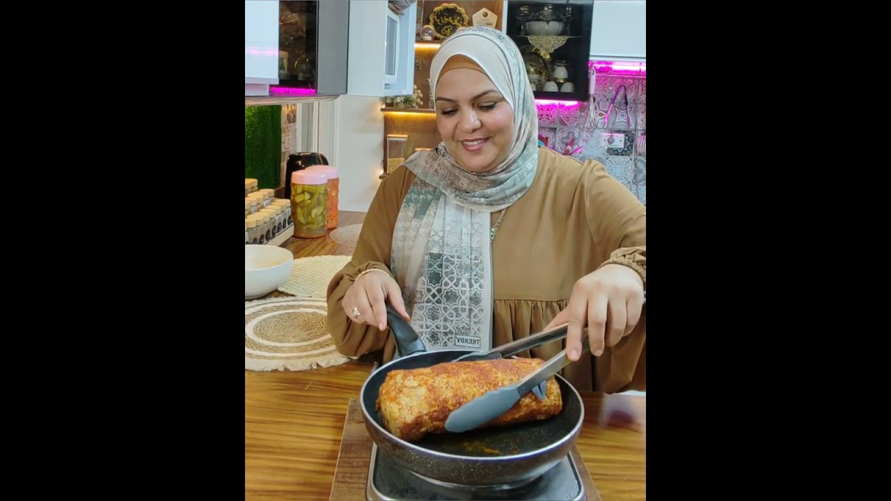 يافرحه قلبي وإبني ماسك الساندوتش🤩 بحق ربع كيلو عملت كيلو من لانشون الفراخ المدخن بأنجح وأسهل طريقه