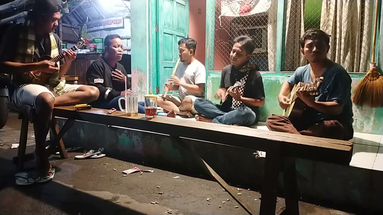 sekedar hiburan KEROPOS (KERONCONGAN NENGPOS) cover AMELA 