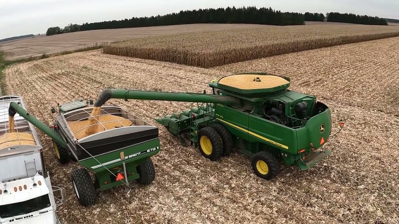 Beautiful Double Fill - John Deere 9770 STS 608C - 8230 Brent 672 - Harvest 2023 #harvestchaser