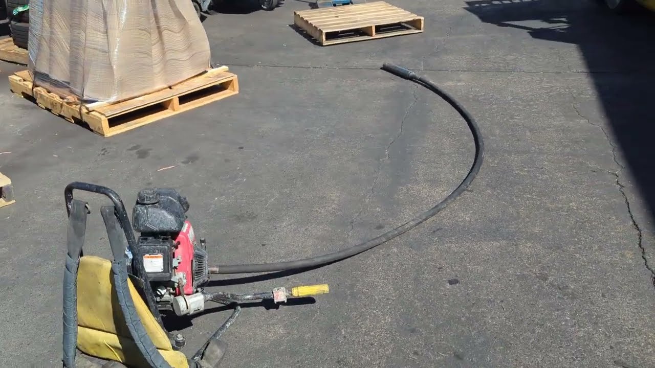 Oztec BP-50A Backpack Concrete Cement Vibrator With Honda GXH50 Gasoline Engine