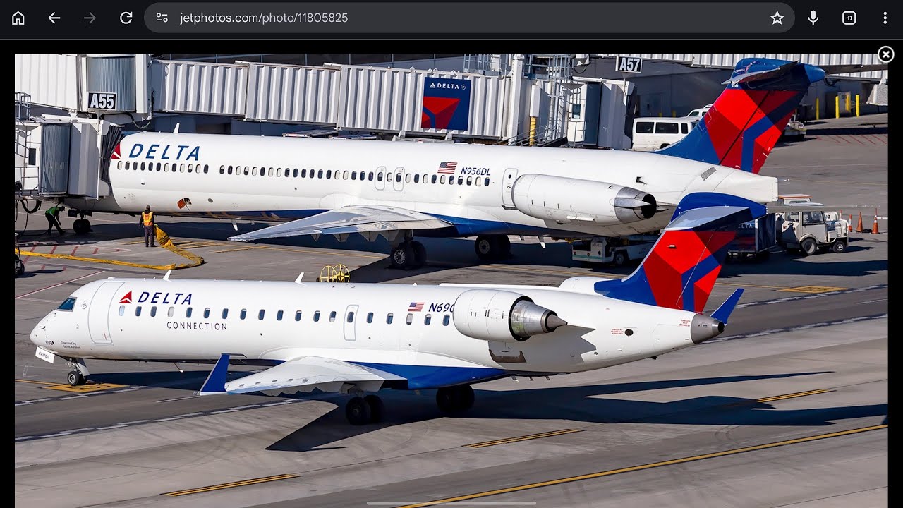 Delta Flight to Bedford, flight info on flight radar 24  no copyright music.