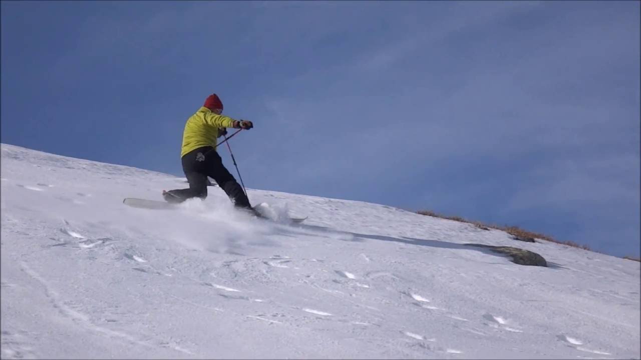 Telemarkski lesson for steep terrain