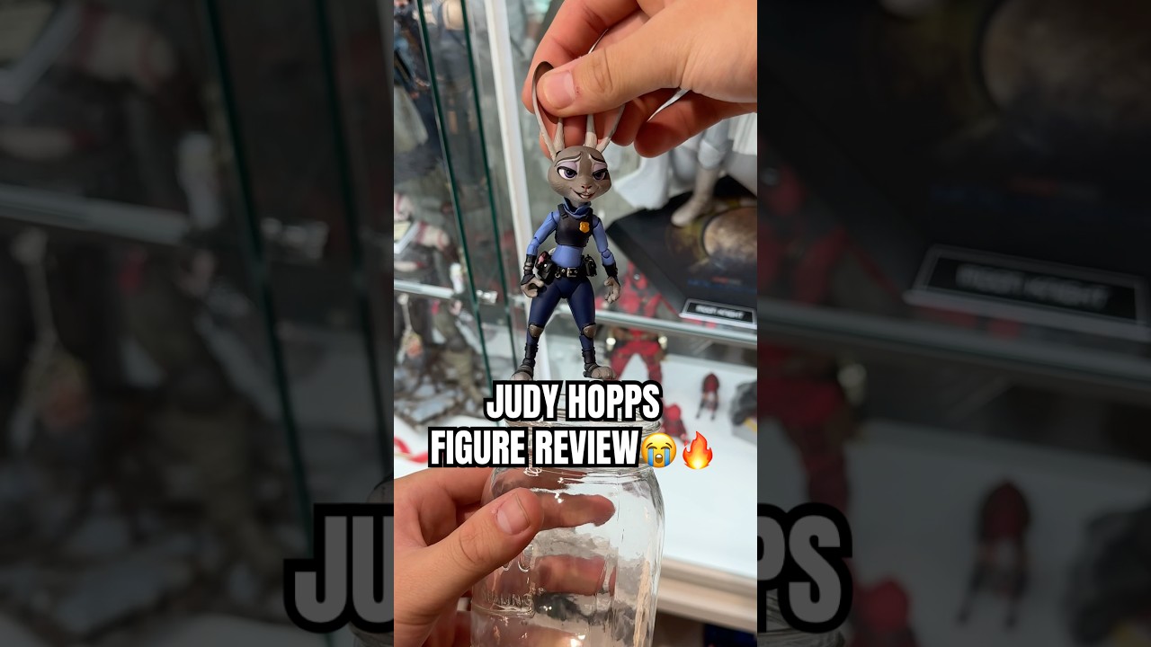 JUDY HOPPS FIGURE REVIEW😭🔥 #hottoys #actionfigures #toyreview #revoltech #judyhopps #zootopia #toy