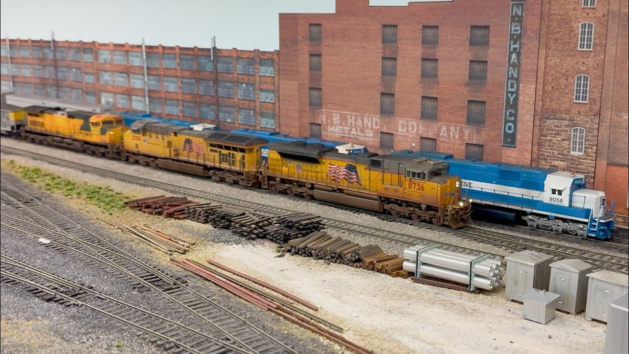 HO scale Union Pacific Trains In Action!