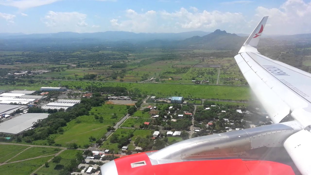 Avianca (AV529) A321-231 (N692AV) sharklets Landing in El Salvador Intl. Airport.