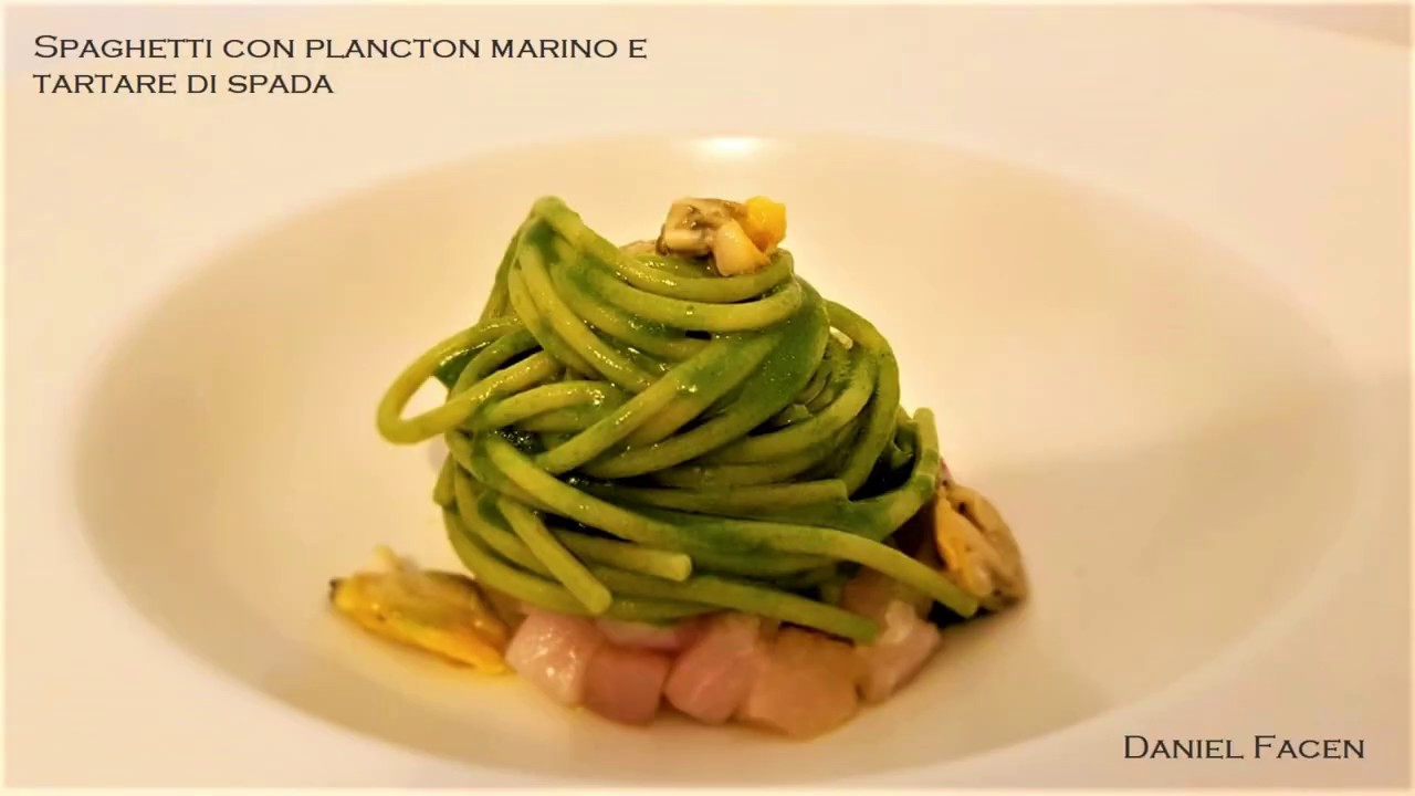 Spaghetti con tartare di pesce spada e plancton marino - Ricette Chef Stellati - Daniel Facen