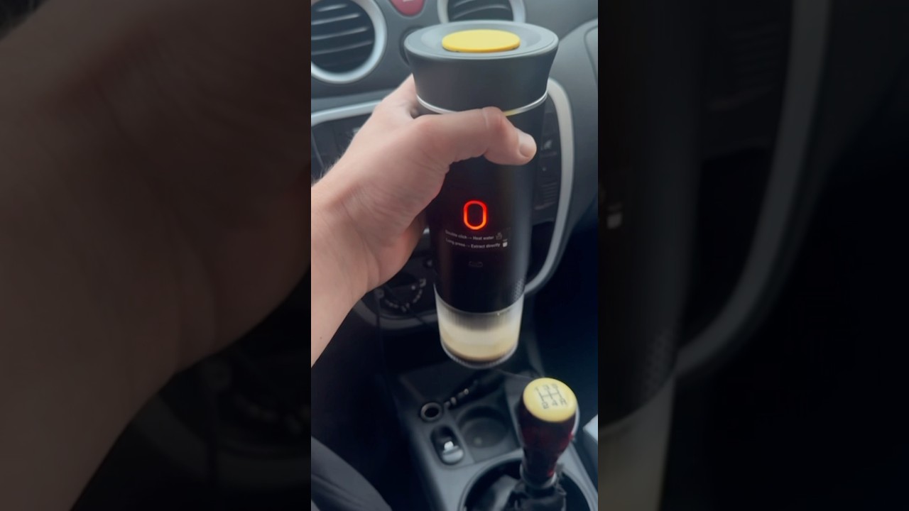 Machine à café portable ☕️ Dispos sur mon Tiktok #cafe #espresso #shorts