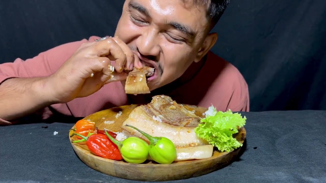 Bamboo shoot with pork 🤤#mukbang #food #porkrecipes #viralvideo #highlights 