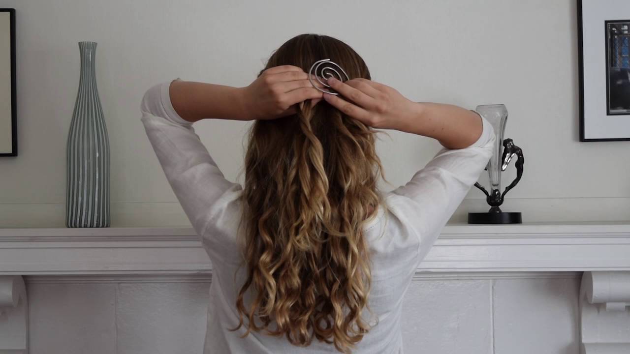 How to use a hair slide with a stick.