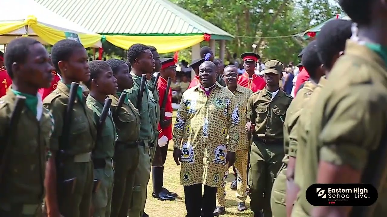 EI YOUVE NEVER SEEN THIS CADET DRILL. WHICH SCHOOL LIVE 