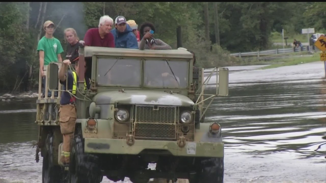 Hundreds evacuate in Huger; French Quarter Creek floods into homes