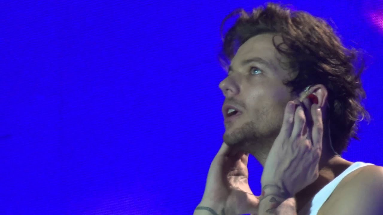 One Direction - 18 ( Louis Tomlinson) - OTRA Sheffield, 30.10.2015