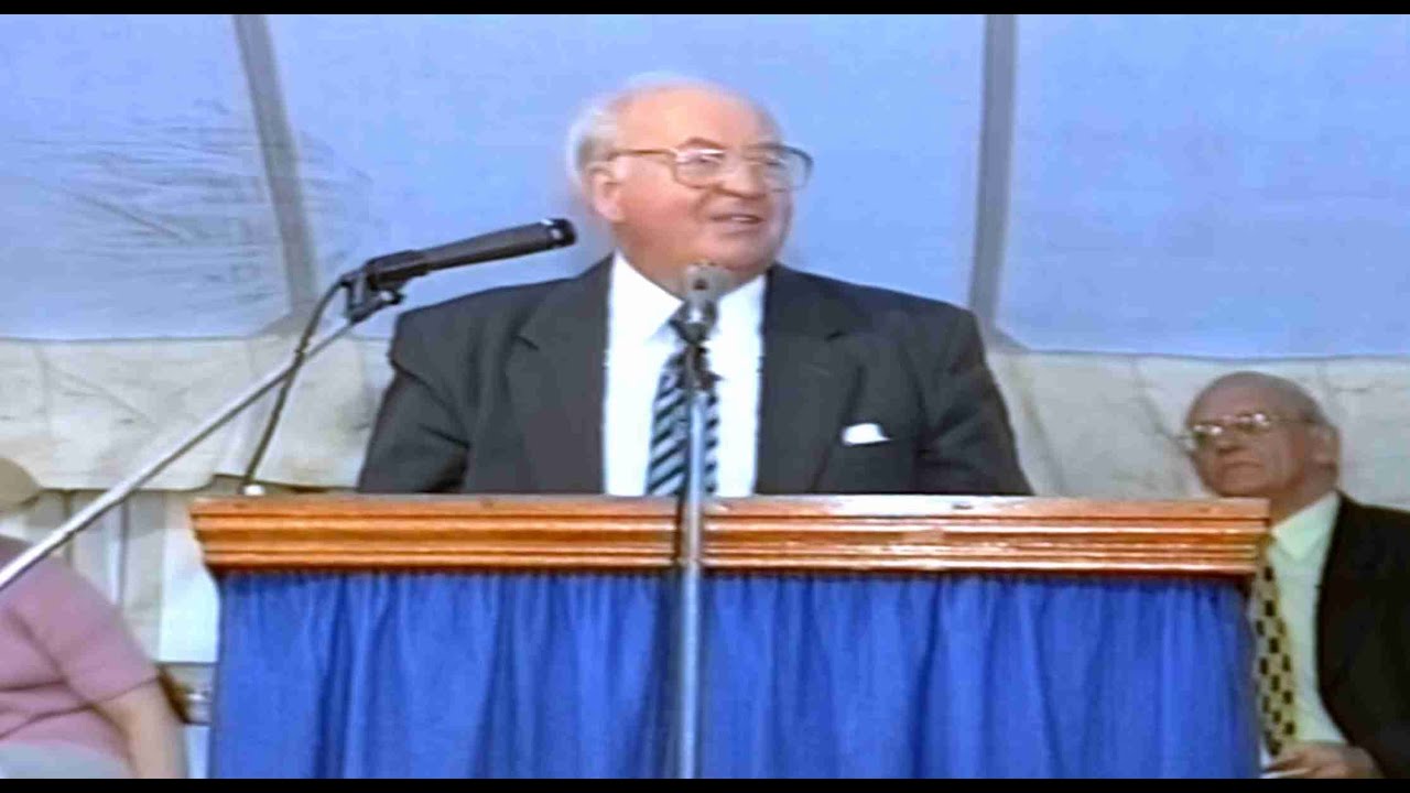 Evangelist Sydney Murray at The Lifeboat Mission 10th Anniversary Tent Mission at Derryhubbert 1998